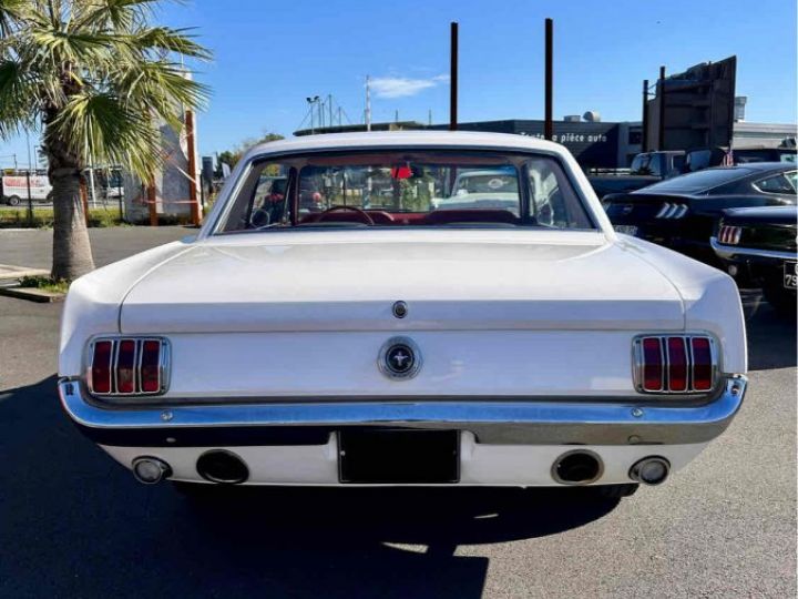 Ford Mustang GT Blanc Laqué - 7