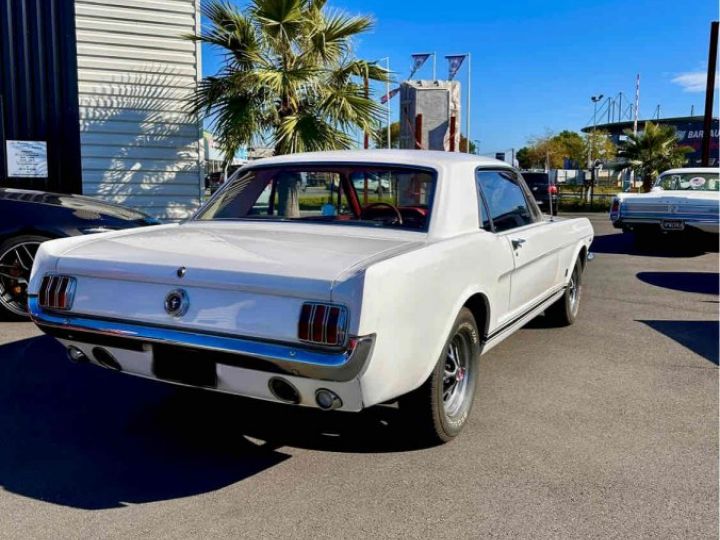 Ford Mustang GT Blanc Laqué - 8