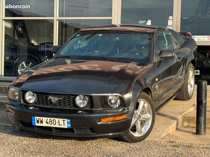 Ford Mustang GT V8 45e Anniversaire Gris - 1