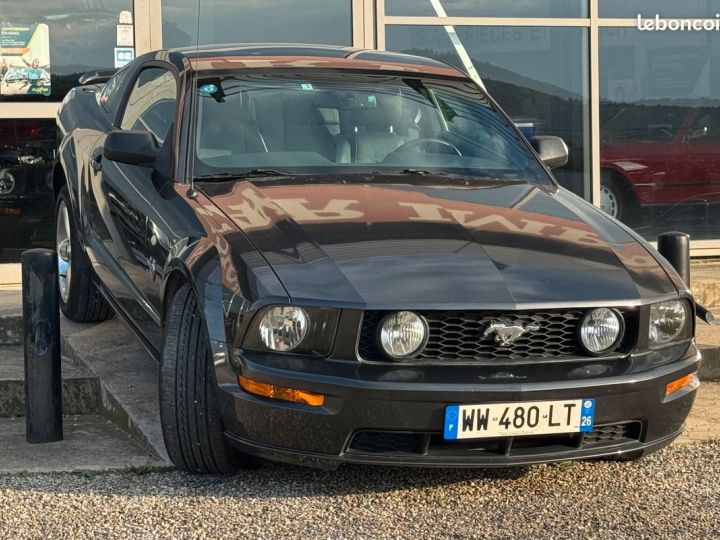 Ford Mustang GT V8 45e Anniversaire Gris - 2