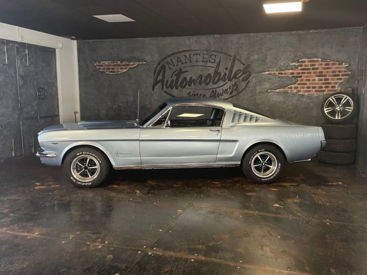 Ford Mustang Mustang fastback 289 ci 1965 rally pack Pacific blue - 4