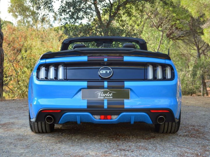 Ford Mustang RARE FORD MUSTANG VI GT CABRIOLET 5.0 V8 421ch BOITE MANUELLE FULL OPTION SERIE LIMITEE BLUE EDITION BLUE GRABBER - 11
