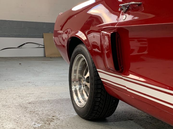 Ford Mustang Shelby FORD MUSTANG FASTBACK 1967 SHELBY GT 500 RECREATION / BOITE 4 / SUPERBE /RARE EN FRANCE Rouge Indien - 23