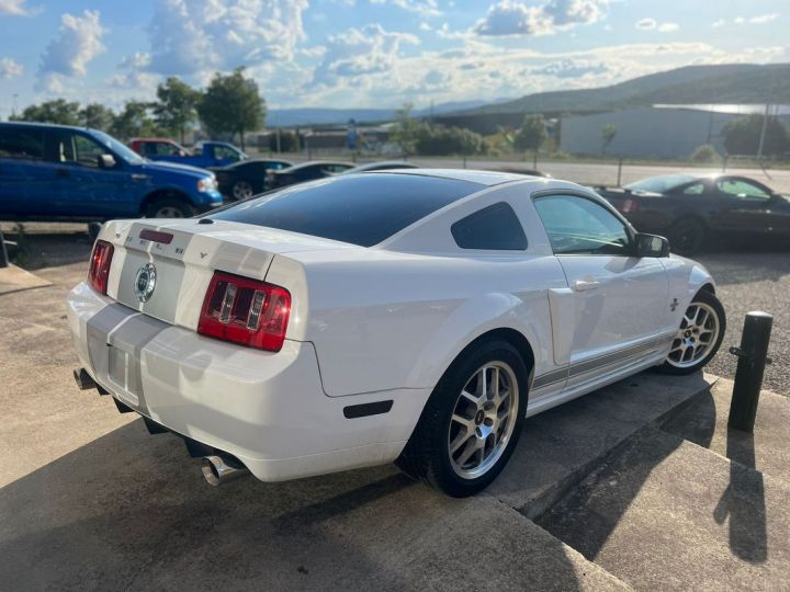 Ford Mustang Shelby GT V8 Blanc - 3