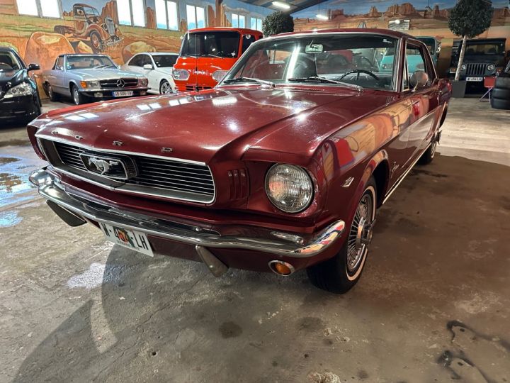 Ford Mustang V8 COUPE Bordeaux - 3