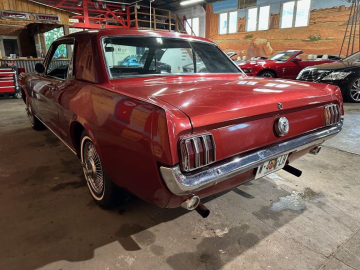 Ford Mustang V8 COUPE Bordeaux - 4