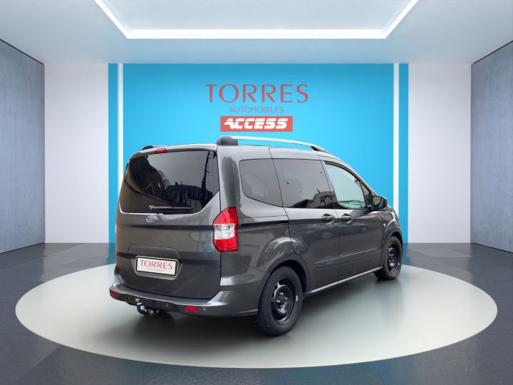 Ford Tourneo Connect Tourneo 100 ch essence Titanium 1ere Main  - 6