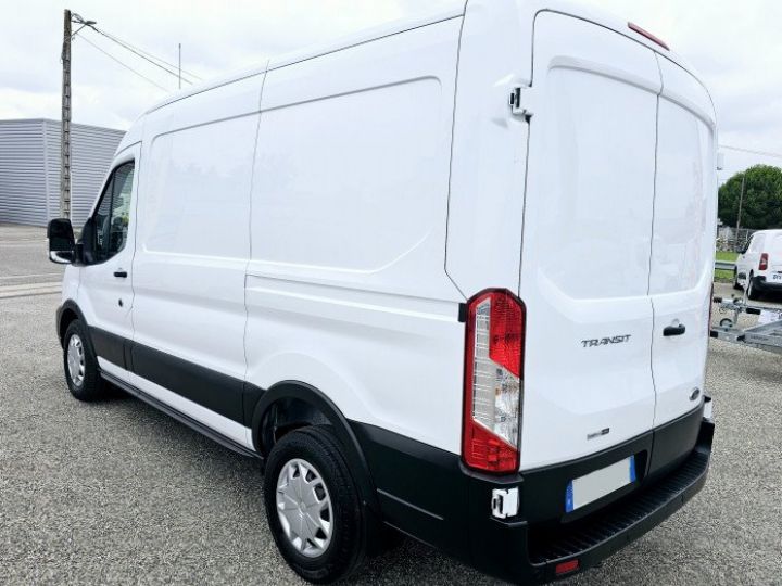 Ford Transit 2T FG T350 L2H2 2.0 ECOBLUE 130CH S&S HYBRID TREND BUSINESS Blanc - 5