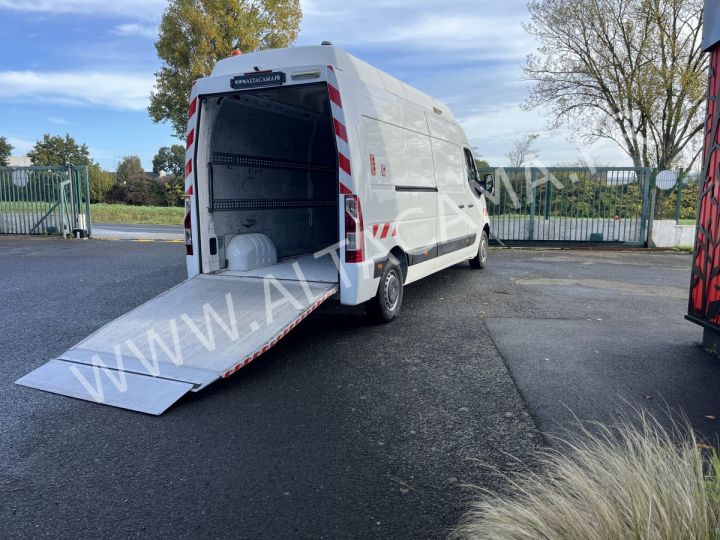 Fourgon Renault Master Caisse fourgon + Hayon élévateur  L3H3 130 CV HAYON ELEVATEUR DHOLLANDIA 500KGS PORTE LATERALE BLANC - 4