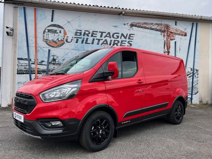 Fourgon Ford Transit ROUGE 300 L1H1 2.0 ECOBLUE 170 TRAIL + OPTIONS ROUGE - 2