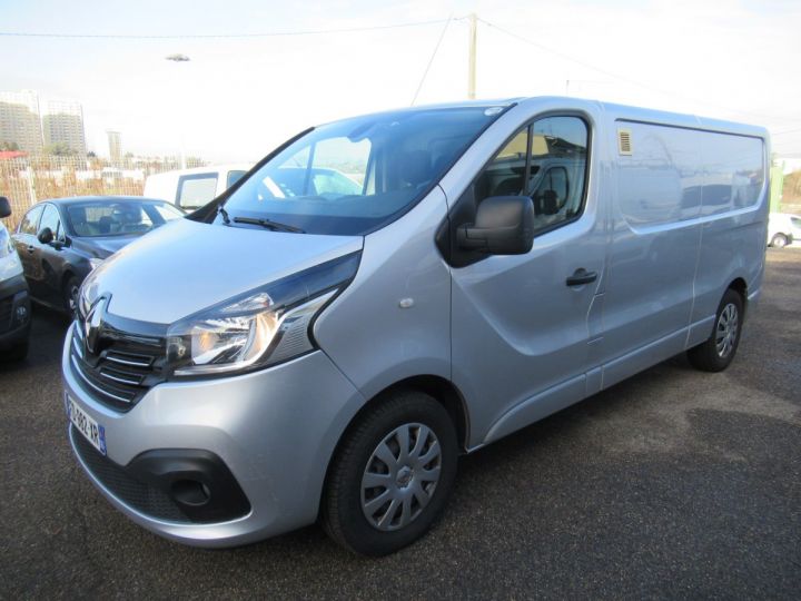 Fourgon Renault Trafic Fourgon tolé L2H1 DCI 145  - 1