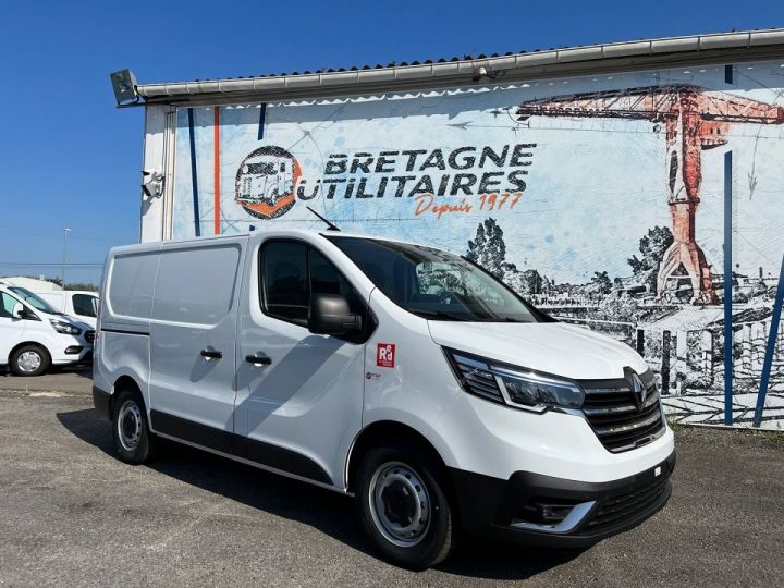 Fourgon Renault Trafic BLANC L1H1 3T1 2.0 BLUE DCI 150CH BVM6 RED EDITION + OPTIONS BLANC - 5