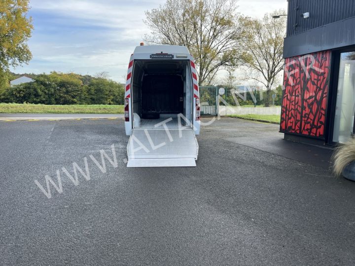 Furgón Renault Master Caja cerrada + Plataforma elevadora  L3H3 130 CV HAYON ELEVATEUR DHOLLANDIA 500KGS PORTE LATERALE BLANC - 3