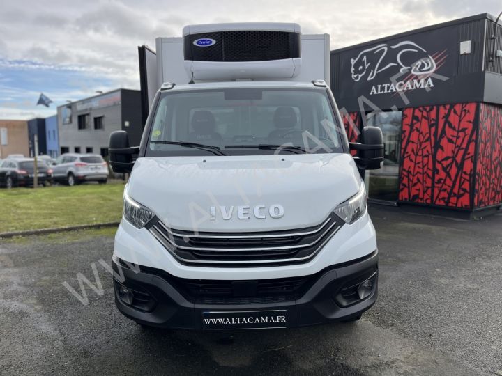 Furgón Iveco Daily Caja frigorífica 35C18 180CV BVA FRIGORIFIQUE FRC X HAYON ELEVATEUR DHOLANDIA PORTE LATERALE BLANC - 8