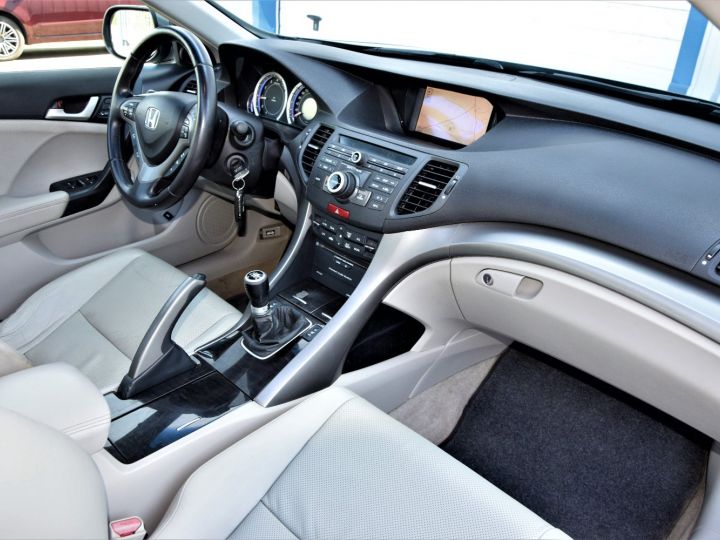 Honda Accord 2.2 I-DTEC 150cv luxury gris - 9