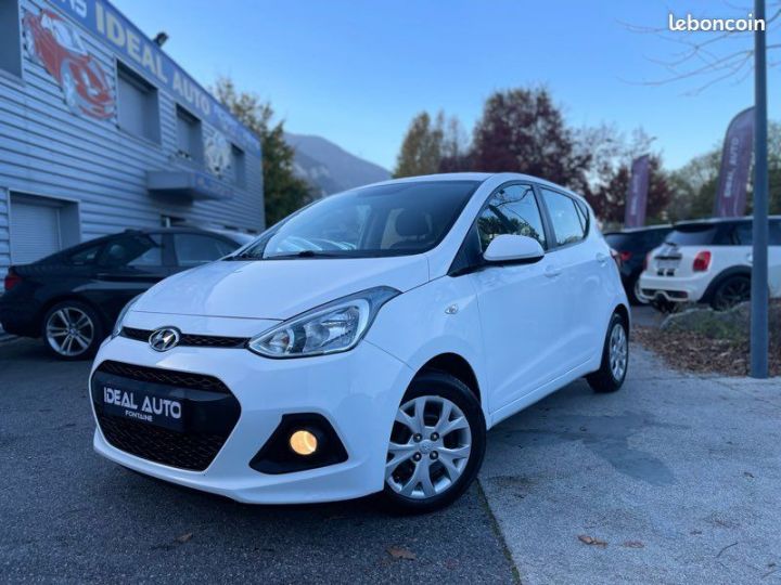 Hyundai i10 1.0 66ch Pack Evidence 1ere Main Blanc - 2