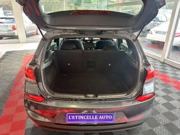 Hyundai i30 1.6 CRDi 115 BVM6 Edition #Navi Gris Foncé - 8