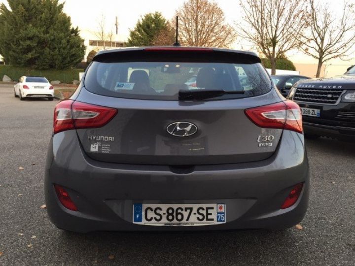 Hyundai i30 1.6 CRDI 128CV PACK PREMIUM BVA     Diesel GRIS METAL - 11