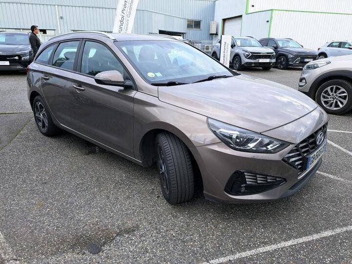 Hyundai i30 SPORT WAGON break SPORT WAGON BREAK 1.6 CRDI 115 BUSINESS SW MARRON - 1