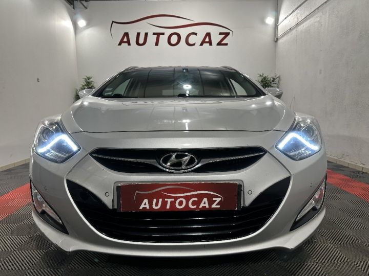 Hyundai i40 1.7 CRDi 136 Pack Premium Gris Clair - 4