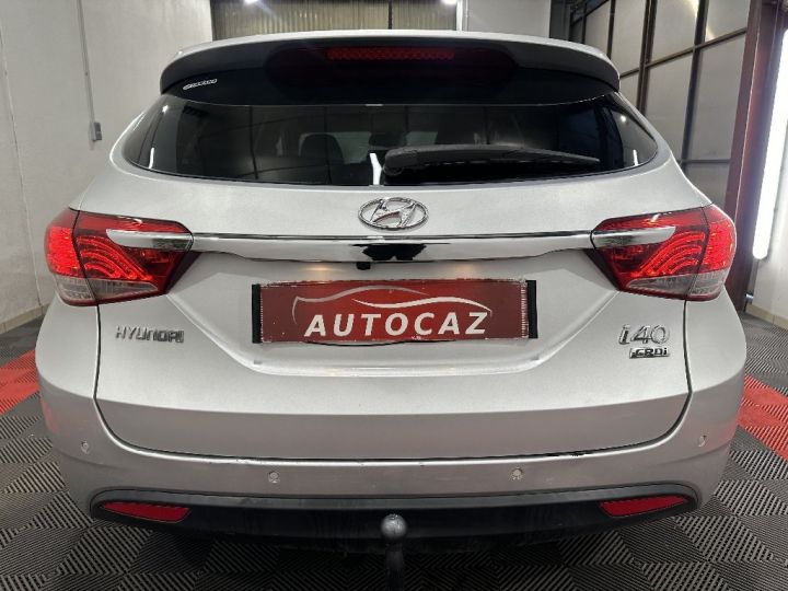 Hyundai i40 1.7 CRDi 136 Pack Premium Gris Clair - 7