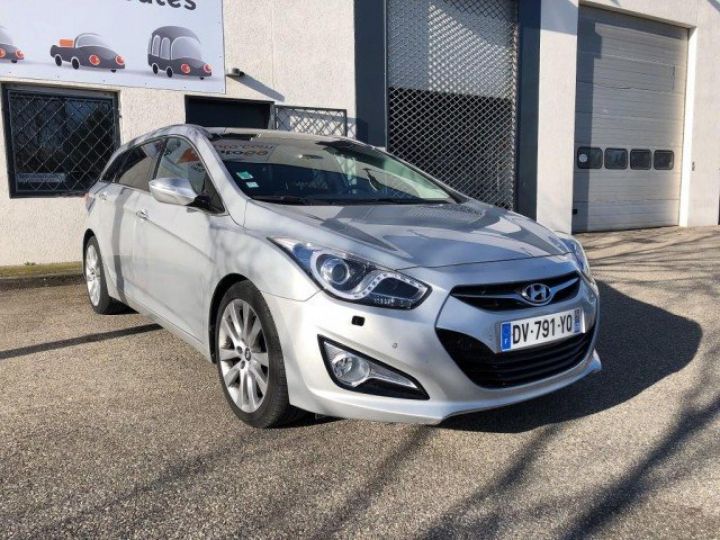 Hyundai i40 SW 1.7 136cv BVA PREMIUM PACK      Diesel GRIS METAL - 1