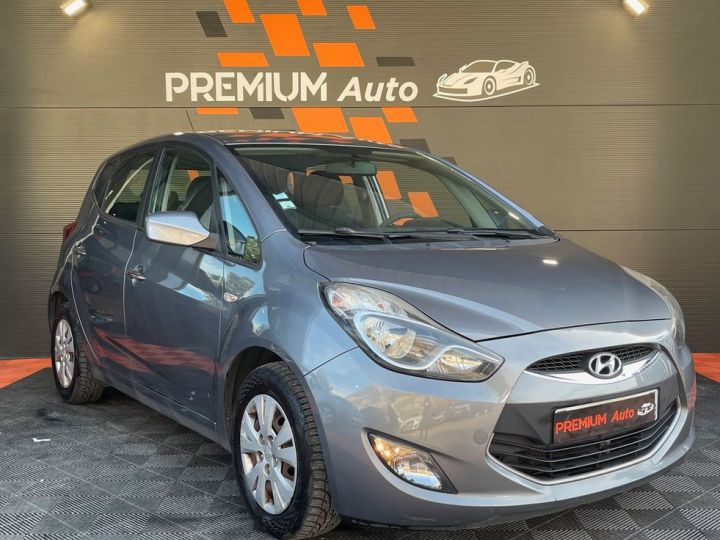 Hyundai ix20 1.4 CRDI 90Cv Intuitive-Climatisation Automatique-Pack Multimédia-Prise USB, Auxiliaire-Ct Ok 2026 Gris - 2