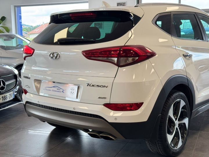 Hyundai Tucson 1.6 CRDI 136 PREMIUM blanc verni - 8