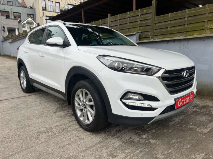 Hyundai Tucson 1.6 GDi 2WD Premium ISG (clim Navi Carplay Ect) Blanc Métallisé - 1