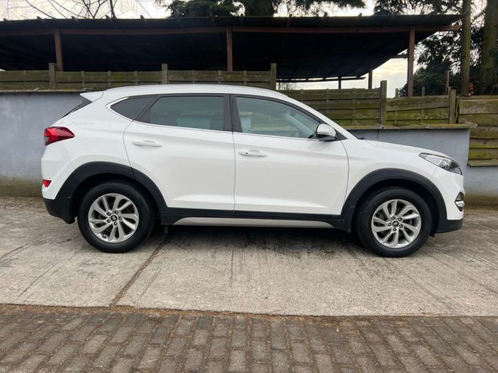 Hyundai Tucson 1.6 GDi 2WD Premium ISG (clim Navi Carplay Ect) Blanc Métallisé - 5