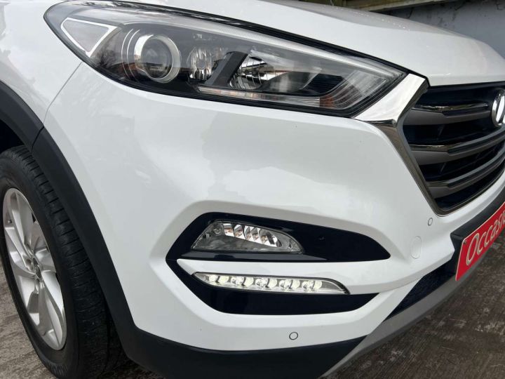 Hyundai Tucson 1.6 GDi 2WD Premium ISG (clim Navi Carplay Ect) Blanc Métallisé - 10