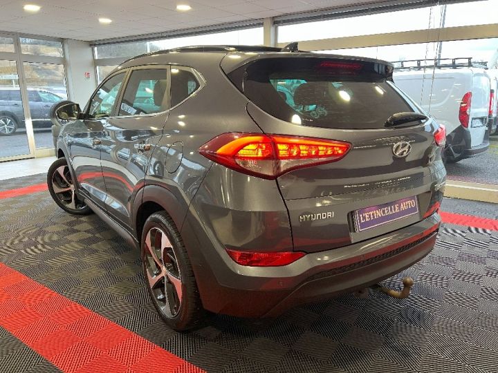 Hyundai Tucson 1.7 CRDi 141 2WD DCT-7 Executive Gris Clair - 3