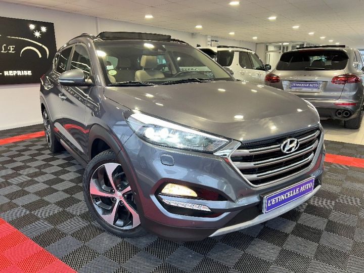 Hyundai Tucson 1.7 CRDi 141 2WD DCT-7 Executive Gris Clair - 4