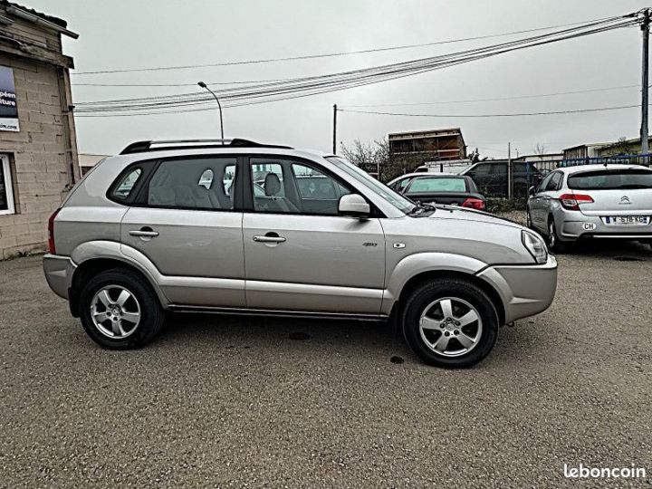 Hyundai Tucson 2.0i 140cv 4X4  - 4