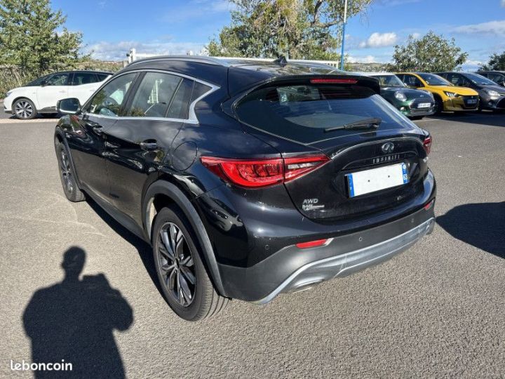 Infiniti QX30 2.2D 170CH PREMIUM AWD DCT7 Noir - 4