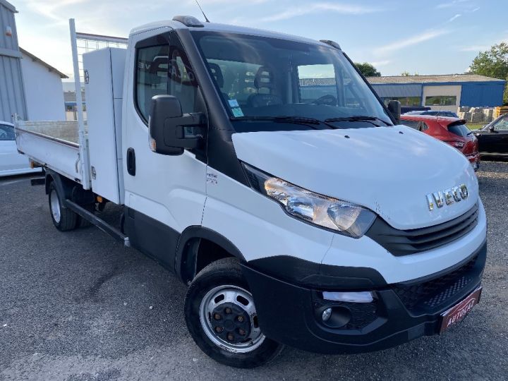 Iveco Daily BLUE POWER CHASSIS CABINE BENNE 3.0 150CV 3PLACES BVM6 +79000KM Blanc - 4