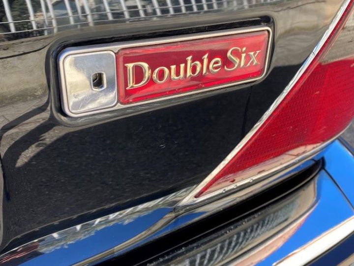 Jaguar Daimler Double Six (2) 6.0 LONG BVA Noir Metal - 49