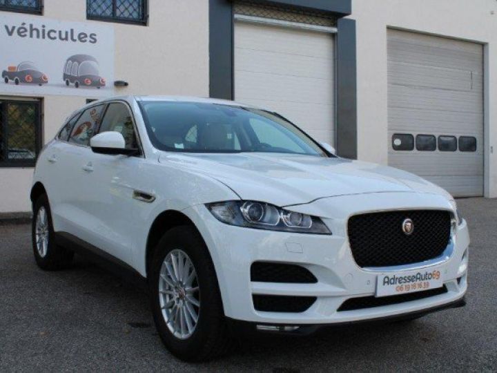 Jaguar F-Pace 2.0 D 180cv PRESTIGE     Diesel BLANC - 1