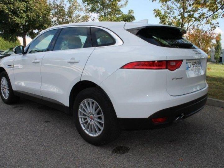 Jaguar F-Pace 2.0 D 180cv PRESTIGE     Diesel BLANC - 21