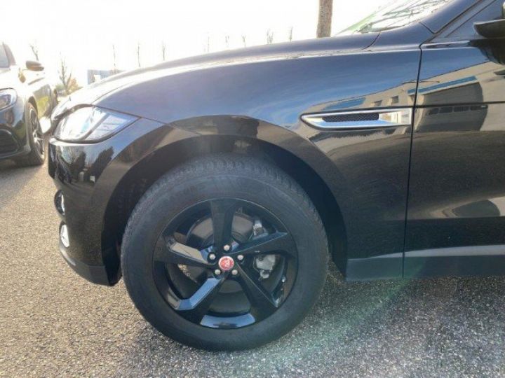 Jaguar F-Pace 2.0D 180CV PURE BVM6     Diesel NOIR - 5