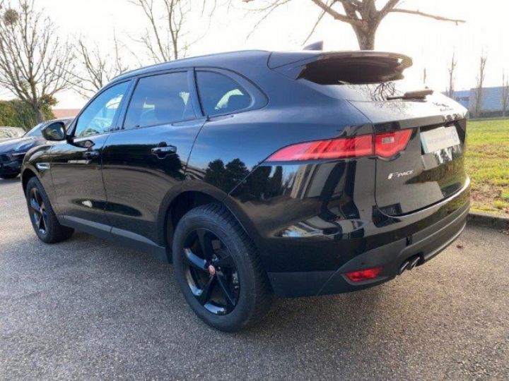 Jaguar F-Pace 2.0D 180CV PURE BVM6     Diesel NOIR - 25