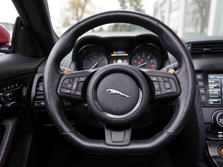 Jaguar F-Type Cabriolet V8 S 495 Ch - 920 €/mois - Caméra, Meridian Surround 770 W, Sièges Chauffants, Accès Sans Clé, ... - Etat EXCEPTIONNEL - Gar. 12 Mois Italian Racing Red Métallisé - 33