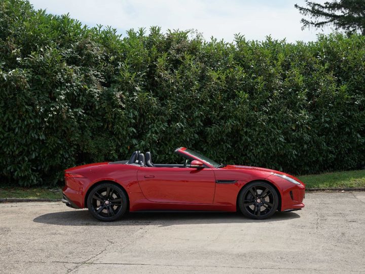 Jaguar F-Type Cabriolet V8 S 495 Ch - 920 €/mois - Caméra, Meridian Surround 770 W, Sièges Chauffants, Accès Sans Clé, ... - Etat EXCEPTIONNEL - Gar. 12 Mois Italian Racing Red Métallisé - 12