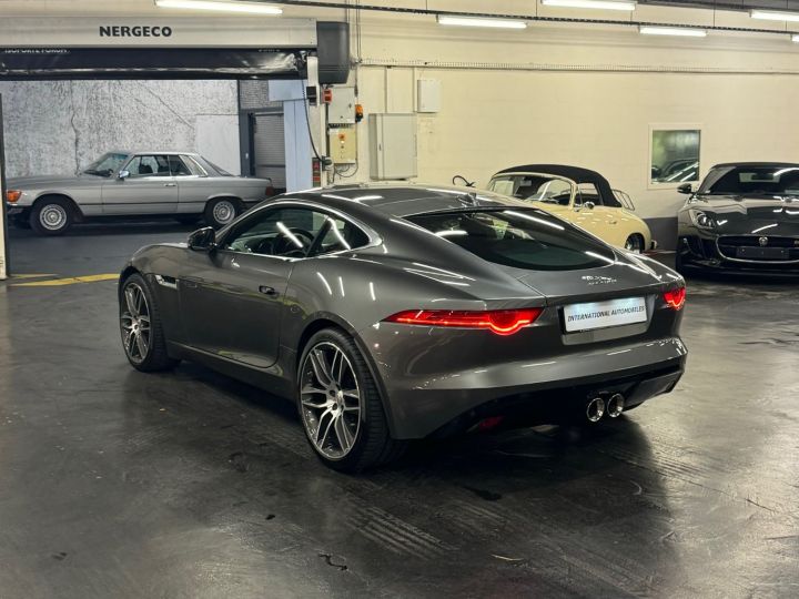 Jaguar F-Type COUPE 3.0 V6 S 380 S AUTO Gris - 10