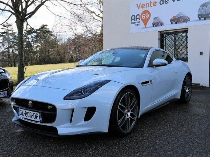 Jaguar F-Type COUPE 5.0 V8 R AWD 551CV BVA8     Essence BLANC - 5