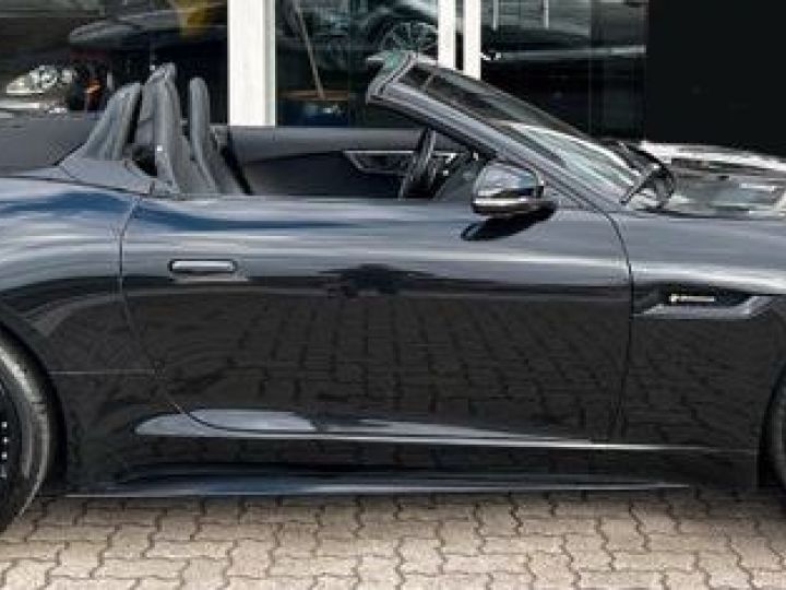 Jaguar F-Type Jaguar F-Type Cabriolet R-Dynamic Black Pack Noir V6 3.0L S 381 Cuir Noir Son Meridian Caméra Garantie 12 mois Prémium Noire - 10