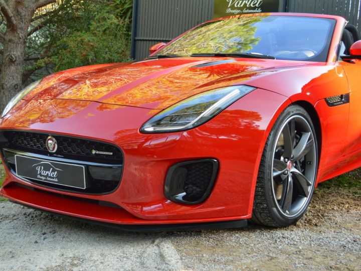 Jaguar F-Type MAGNIFIQUE JAGUAR F-TYPE FACELIFT CABRIOLET 3.0 V6 SC 380CH R-DYNAMIC BVA8 FULL OPTIONS ++ 20 CARBONE SIEGES SPORT ECHAP SPORT Rouge Caldera - 4