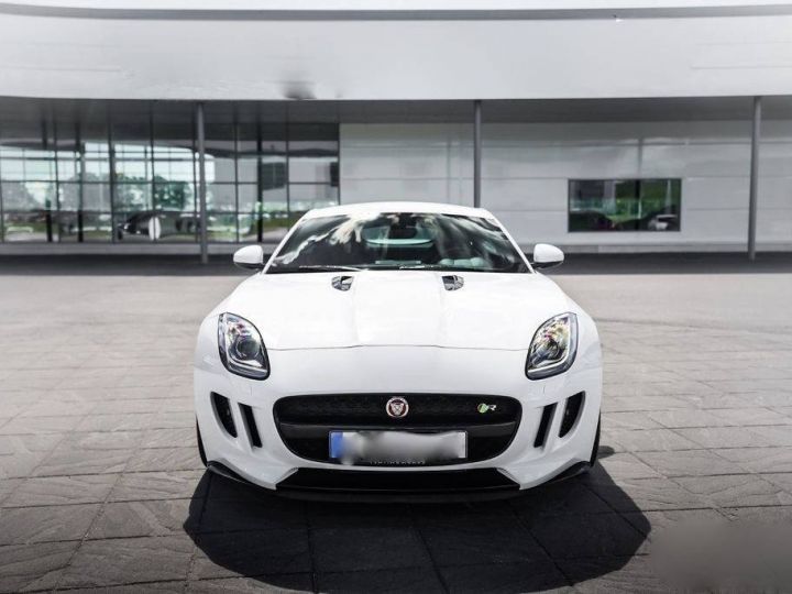 Jaguar F-Type R Coupé 5.0 V8 550CH Blanc - 4