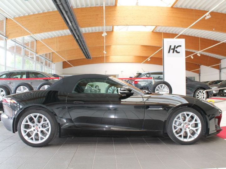 Jaguar F-Type V6 3.0L 340 Système d'échappement actif (Sport) avec commande de clapet Son Méridian Garantie 12 mois Prémium Noire - 7