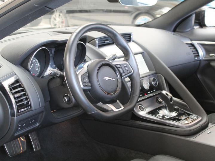 Jaguar F-Type V6 3.0L 340 Système d'échappement actif (Sport) avec commande de clapet Son Méridian Garantie 12 mois Prémium Noire - 15